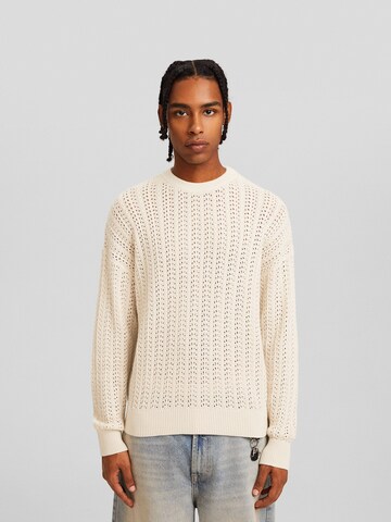 Bershka Sweater in Beige: front