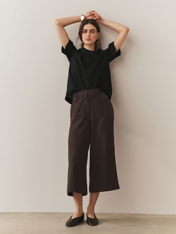 T-shirt Next en noir