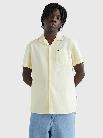 Tommy Jeans Regular fit Button Up Shirt in Yellow: front