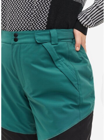 Zizzi - regular Pantalón de montaña en verde