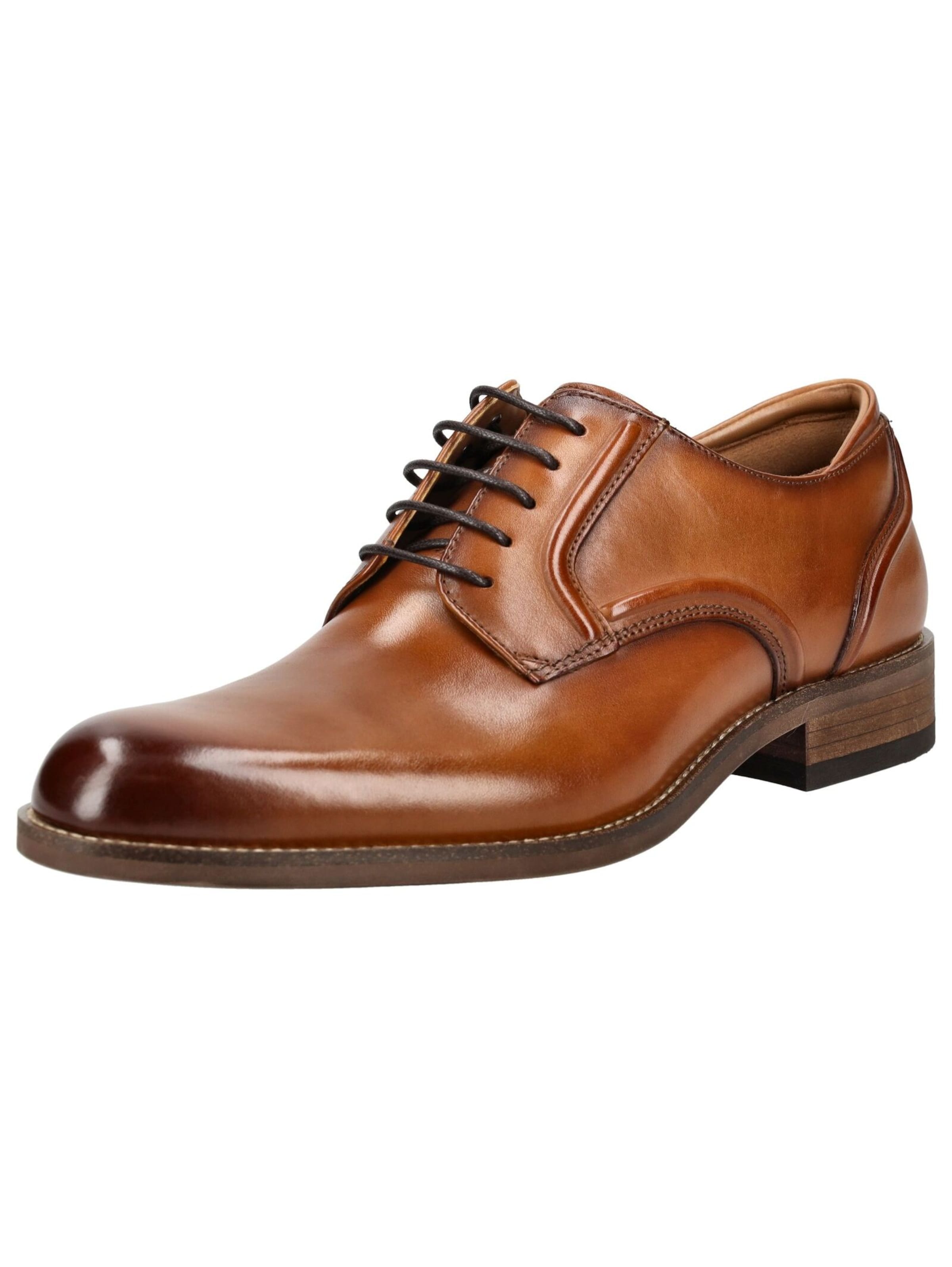 CLARKS Schnürschuh in Braun: Vorderseite