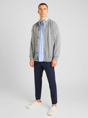 TOPMAN Strickjacke in Grau