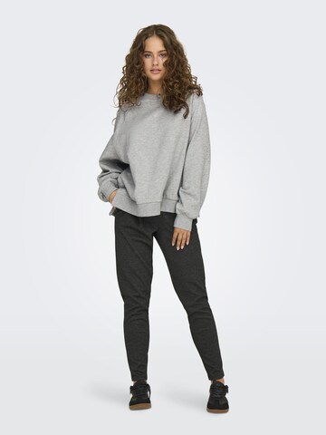 Felpa 'ZENNA' di ONLY in grigio