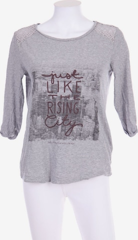 s.Oliver Top & Shirt in XS in Grey: front