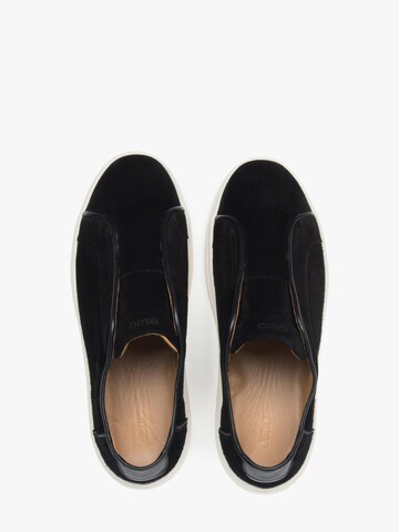 Estro Sneakers '09-469' in Black