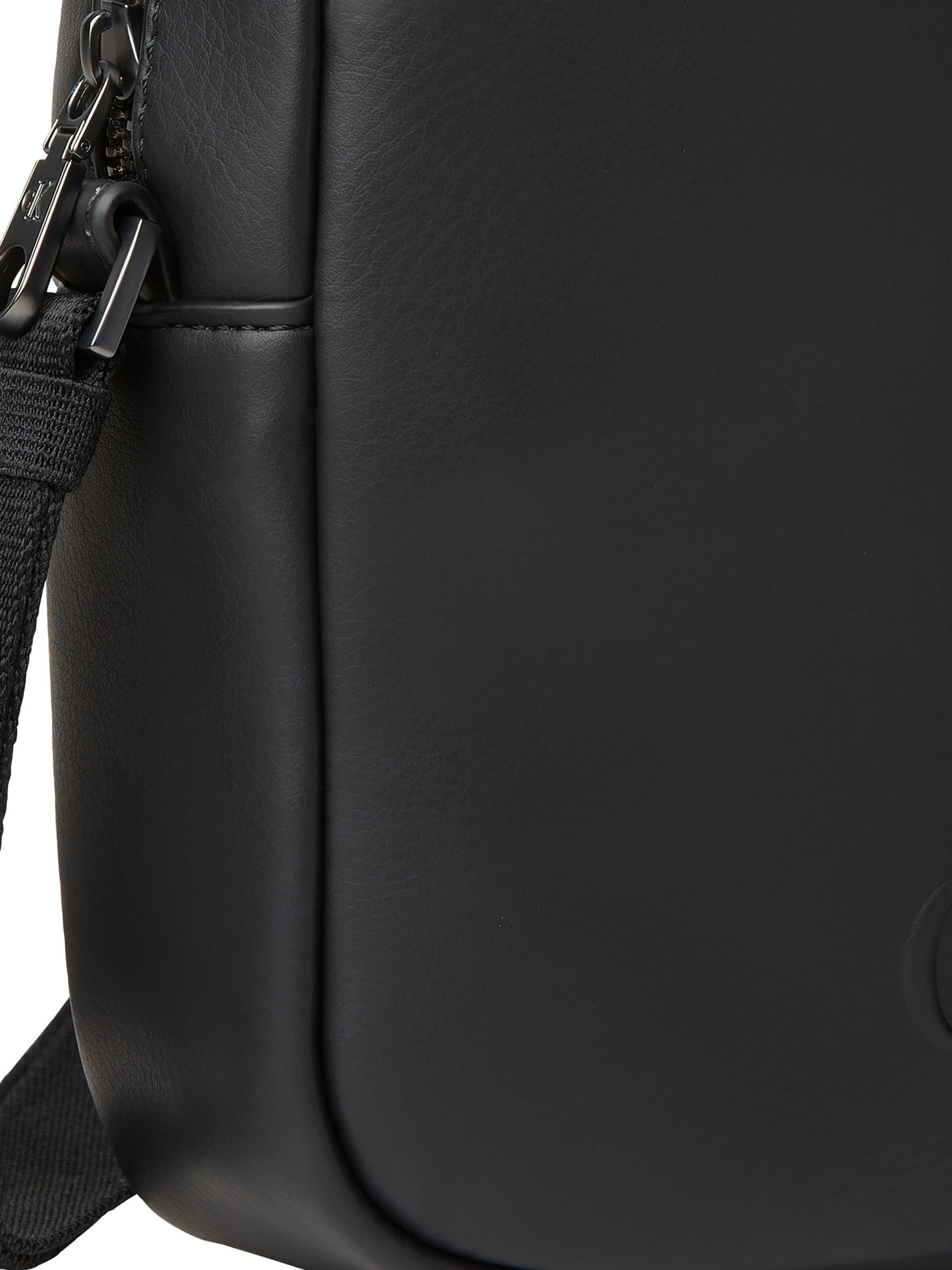 Sac à bandoulière Calvin Klein en noir