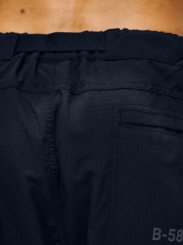 HALO Regular Broek in Zwart