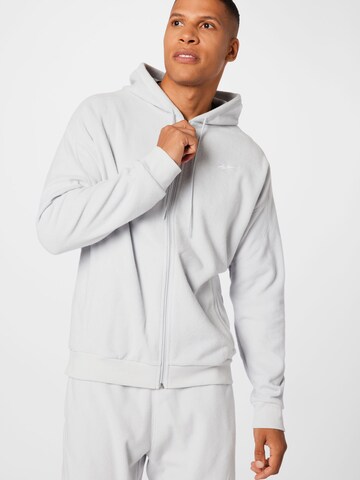 Veste de survêtement Reebok en gris