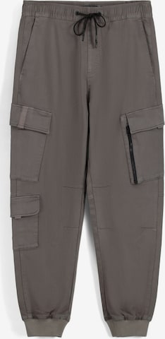 Effilé Pantalon cargo Bershka en gris : devant