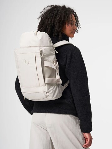 pinqponq Rucksack 'Blok Medium' in Weiß: Vorderseite