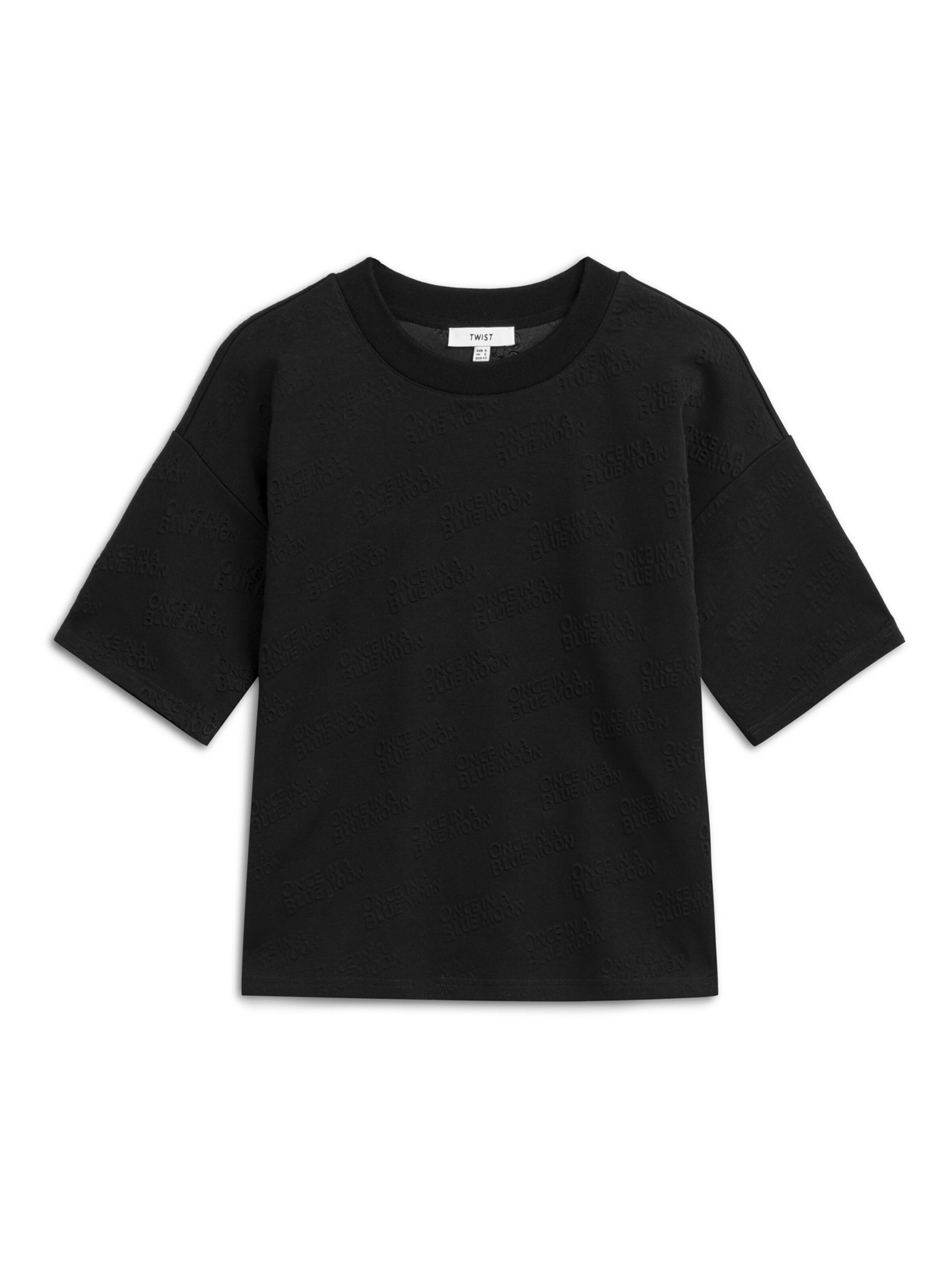 Twist Shirt in Black: front