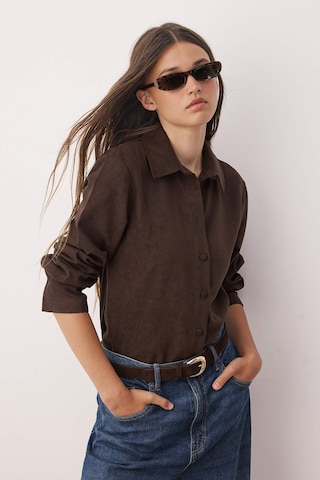 Trendyol Blouse in Brown: front