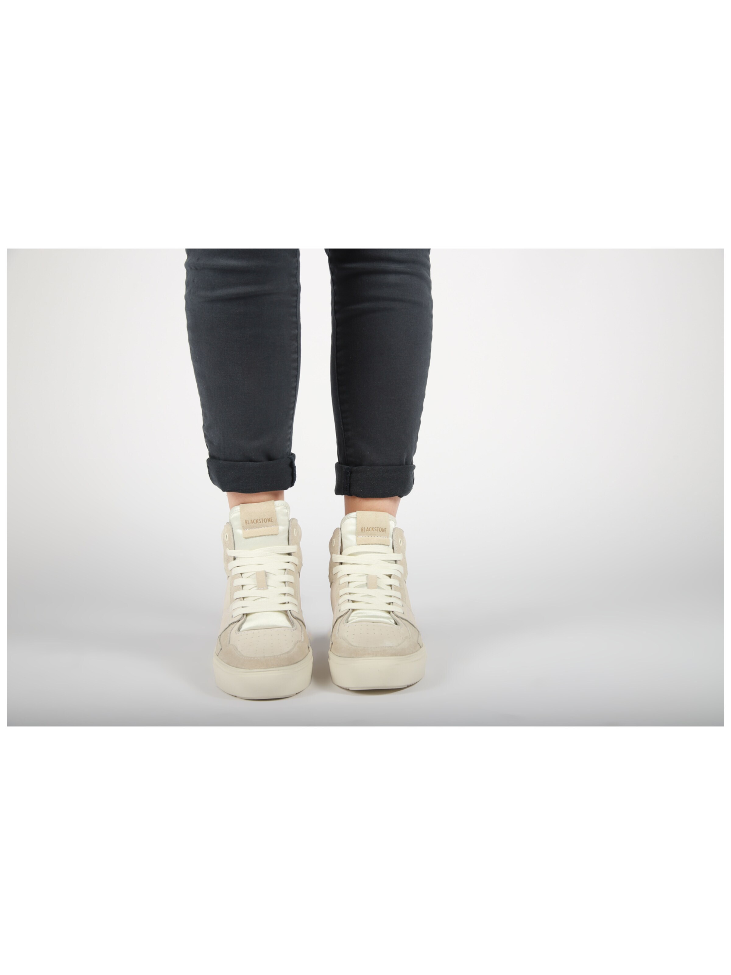BLACKSTONE - Zapatillas deportivas altas 'KEYLA' en beige