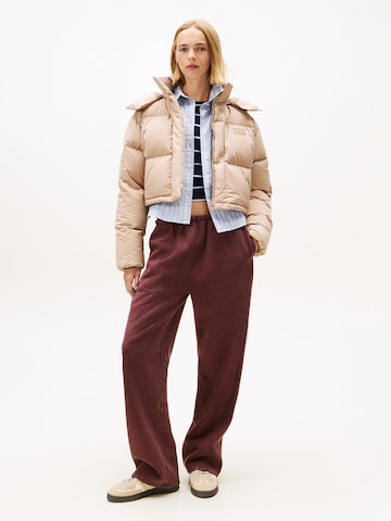 Tommy Jeans Winterjas 'ALASKA' in Bruin