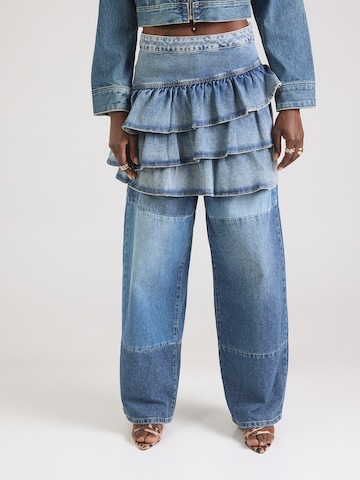 Fustă de la Essentiel Antwerp pe albastru