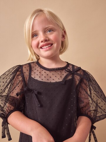 Robe Next en noir