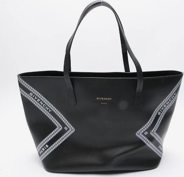 Givenchy Bag in One size in Black: front