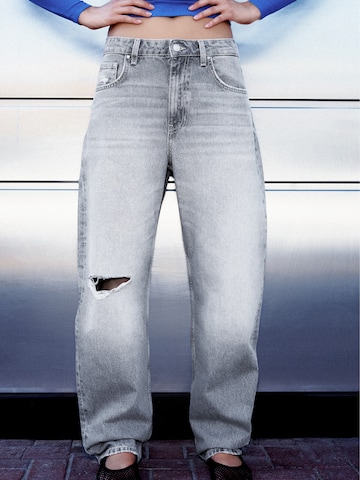 Bershka Barrel Jeans i grå: framsida