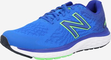 Chaussure de course '680' new balance en bleu : devant