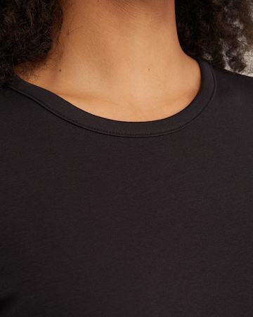 Tricou de la WE Fashion pe negru