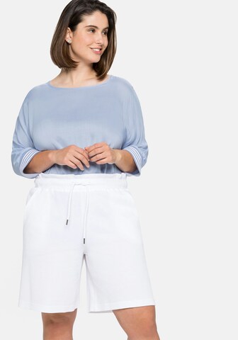 SHEEGO Regular Pants in White: front