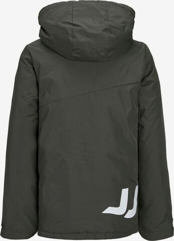 Jack & Jones Junior Winterjacke 'Wind' in Grün