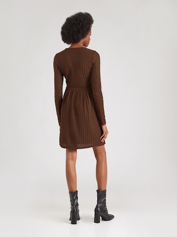 Robe 'Delia' ABOUT YOU en marron