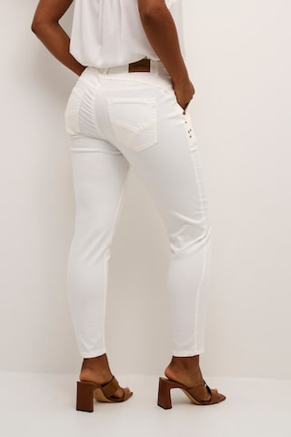 Cream Slimfit Jeans 'Paula ' i hvid