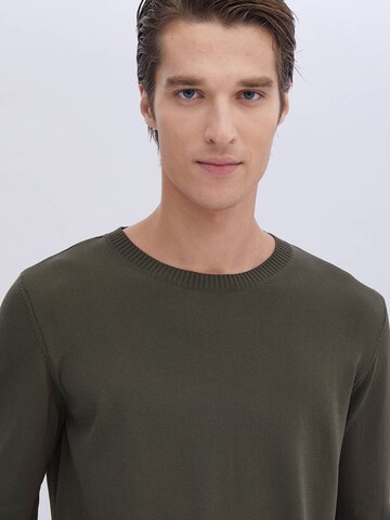KİP Sweater in Green