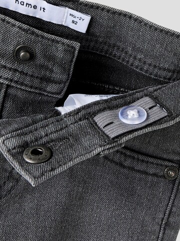 NAME IT - Slimfit Vaquero en gris