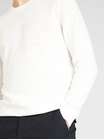 s.Oliver Sweater in White