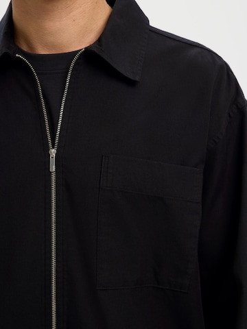 Coupe regular Veste mi-saison SELECTED en noir
