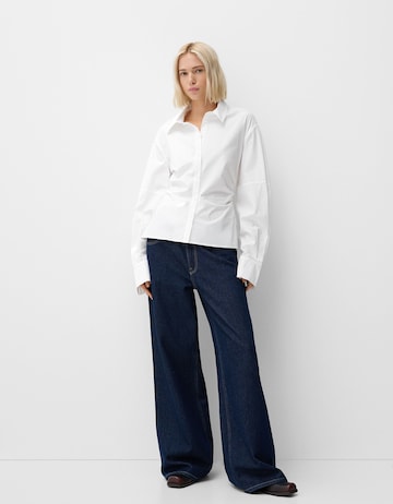 Camicia da donna di Bershka in bianco