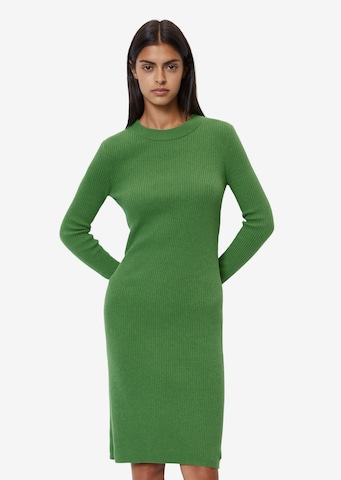 Marc O'Polo DENIM - Vestido de punto en verde: frente