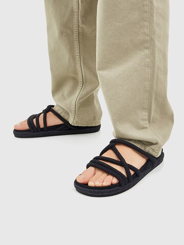 Pull&Bear Sandals in Black