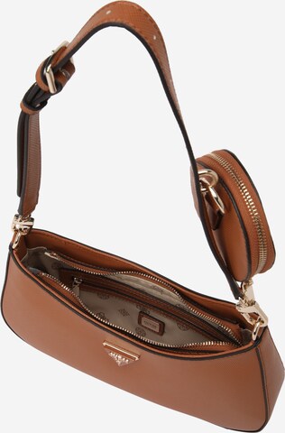 GUESS Schultertasche 'Alexie' in Braun