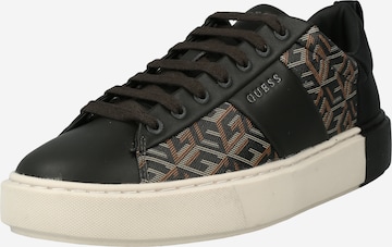 Baskets basses GUESS en noir : devant