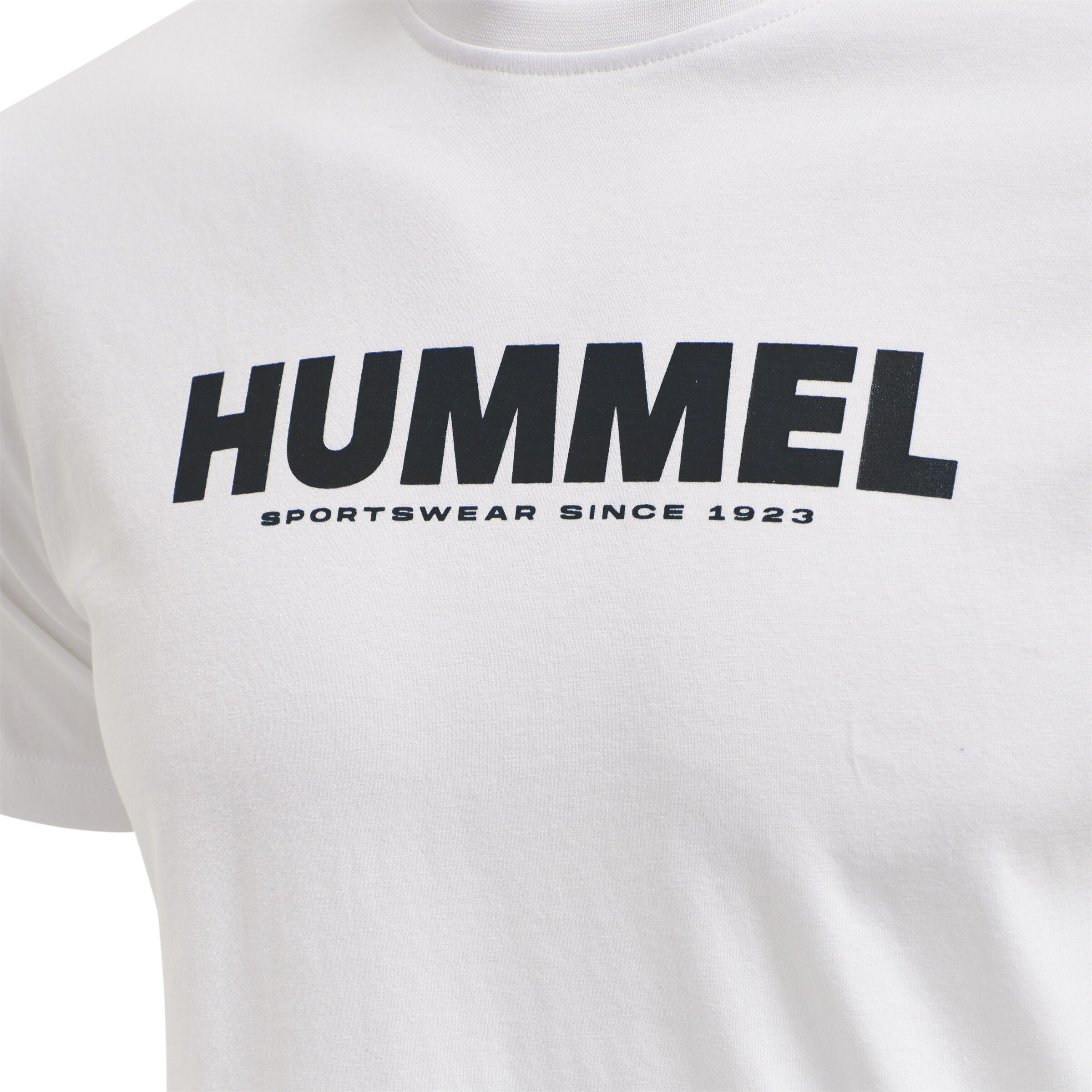 Hummel Bluser & t-shirts 'Legacy' i hvid