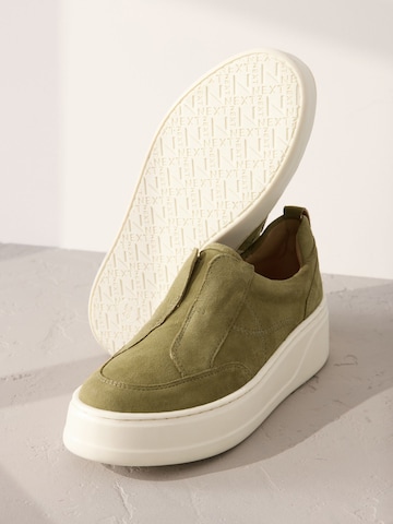 Next - Sapatilhas slip-on em verde