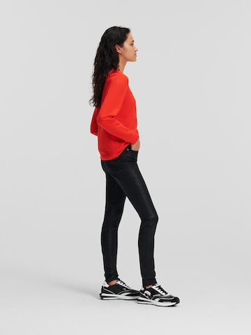 Karl LagerfeldSweater majica 'Ikonik 2.0' - crvena boja