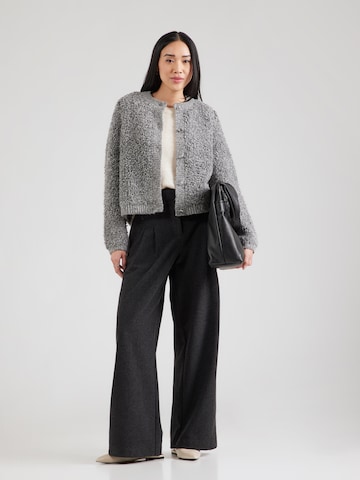 Cardigan COMMA en gris