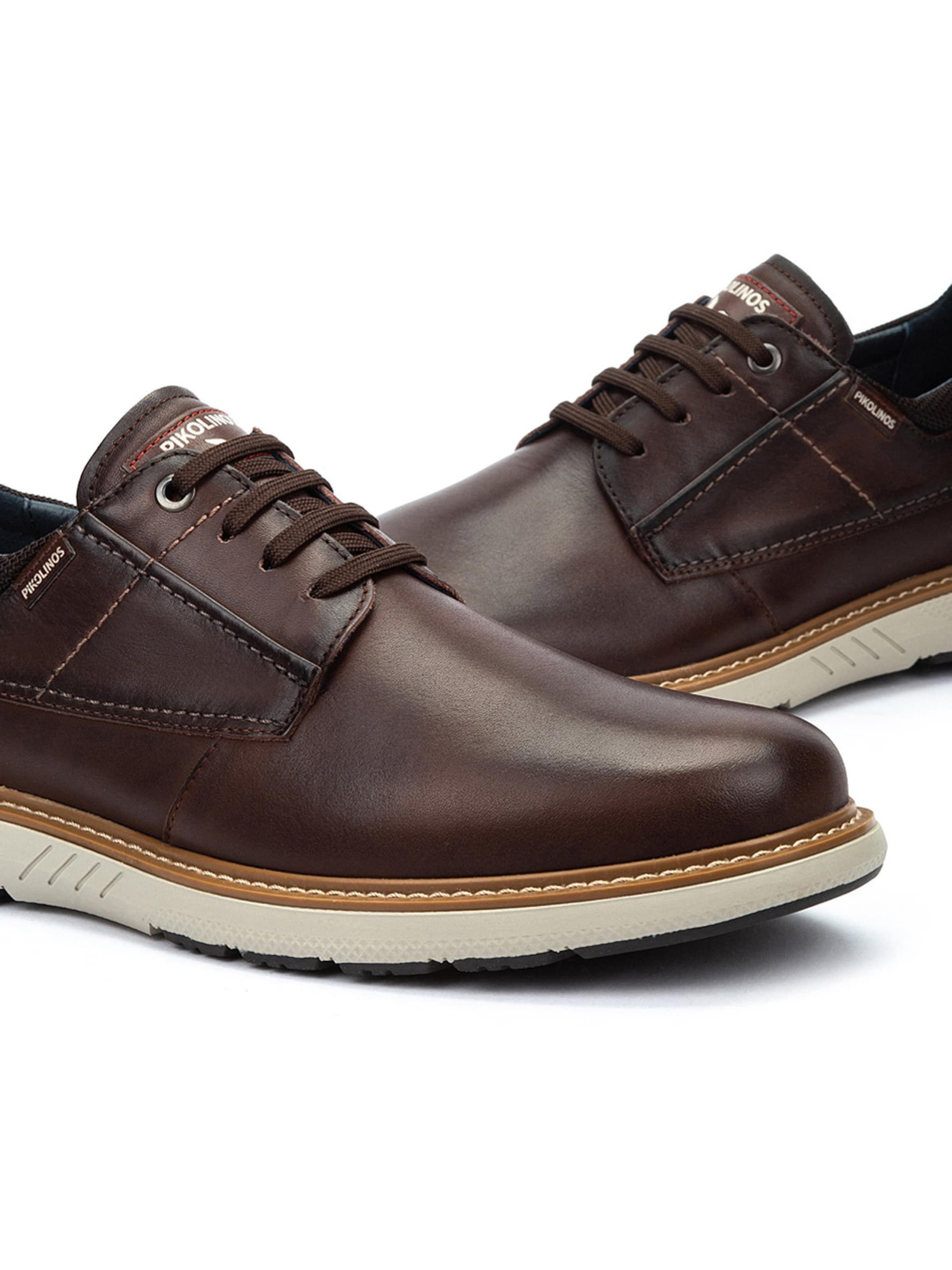 Chaussure de sport à lacets 'Bilbao' PIKOLINOS en marron
