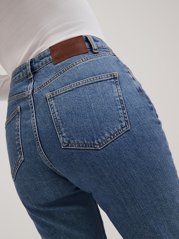 RÆRE by Lorena Rae Bootcut Jeans 'Ela Tall' in Blauw