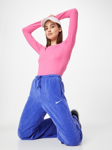 NIKE Sportshirt 'Aura' in Pink