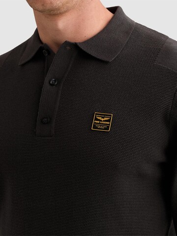 Pullover 'Knitted polo shirt with long sleeves and badge' di PME Legend in grigio