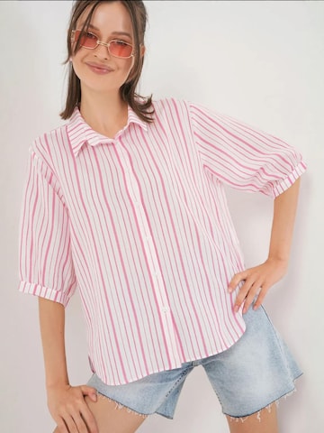 Bigdart Blouse in Pink: front
