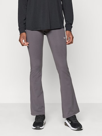 NIKE Расклешенный Спортивные штаны 'ONE' в Серый: спереди