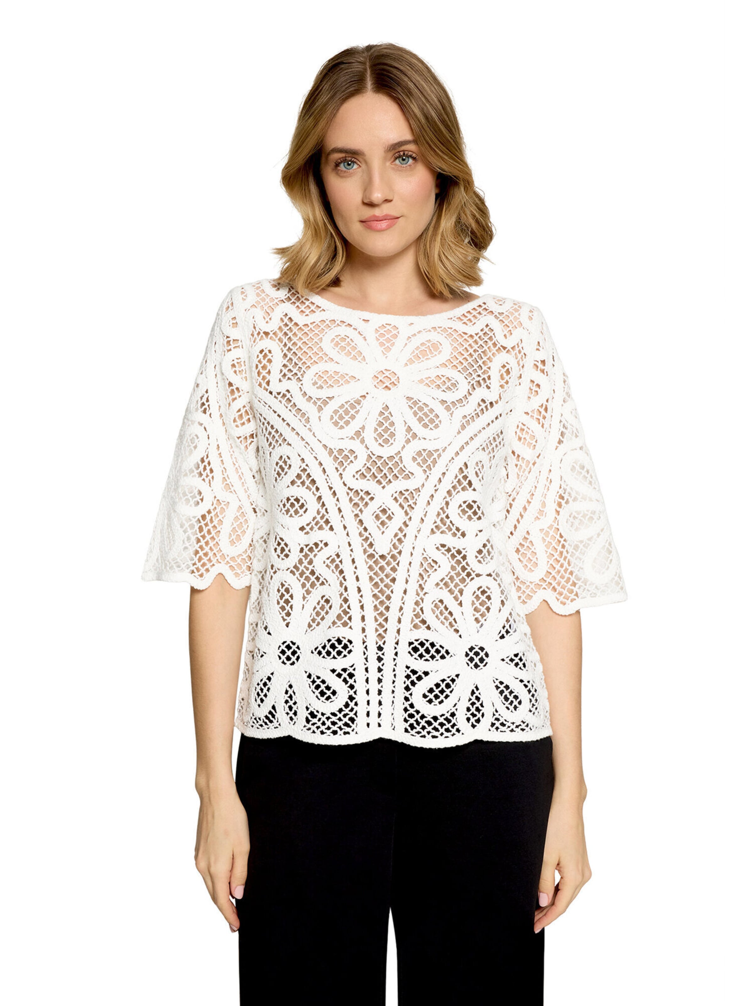 Betty Barclay Sweater in White: front