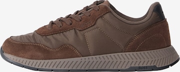 Sneaker bassa 'Titanium' di BOSS in marrone: frontale