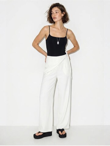 Wide Leg Pantalon 'Hose' Bianco Lucci en blanc